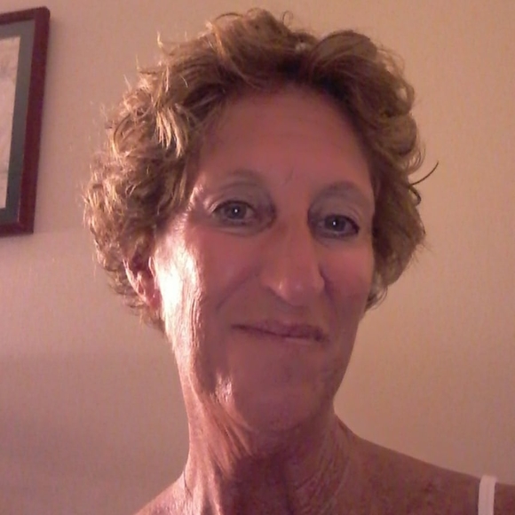 Meet your Posher, Lee-ann - Picture 1 of 1